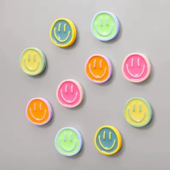10 Uds. Imanes de refrigerador con cara sonriente de dibujos animados